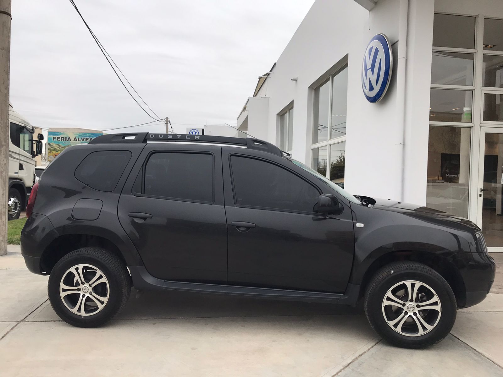 RENAULT	DUSTER PH2 DYNAMIQUE 1.6