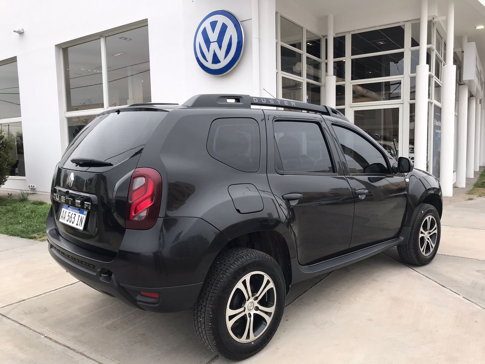 RENAULT	DUSTER PH2 DYNAMIQUE 1.6