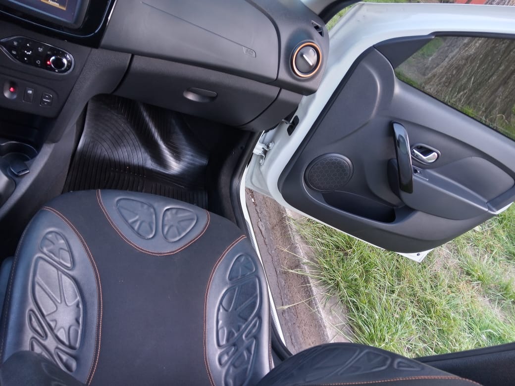 RENAULT	NUEVO SANDERO STEPWAY PRIVILEGE