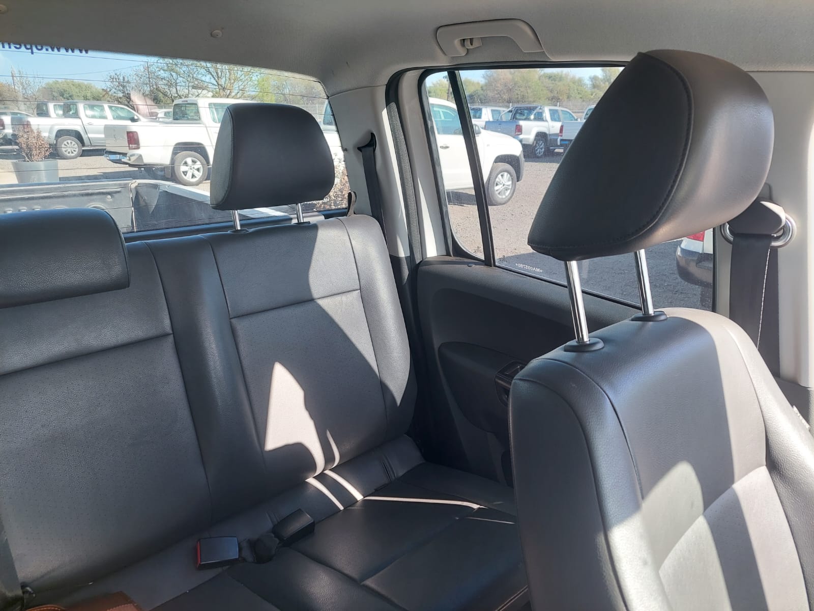 VOLKSWAGEN	AMAROK DC TDI 140CV M 4X2 EU5