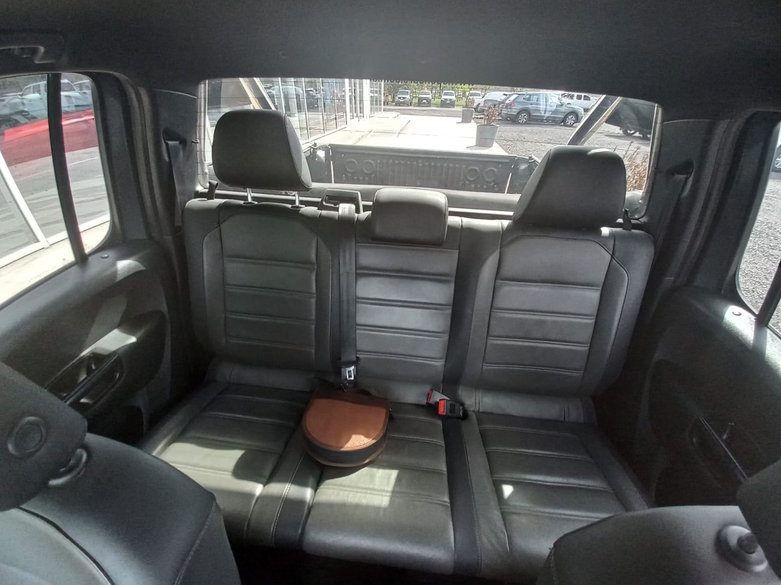 VOLKSWAGEN	AMAROK DC V6 3.0L 258 CV TDI 4X4 AT
