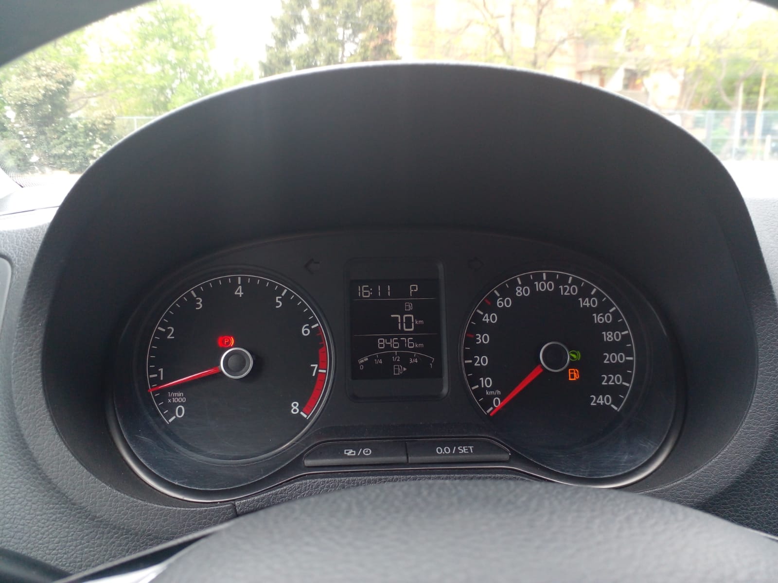 VOLKSWAGEN	POLO 1.6 L/16 COM. 4 P TIP
