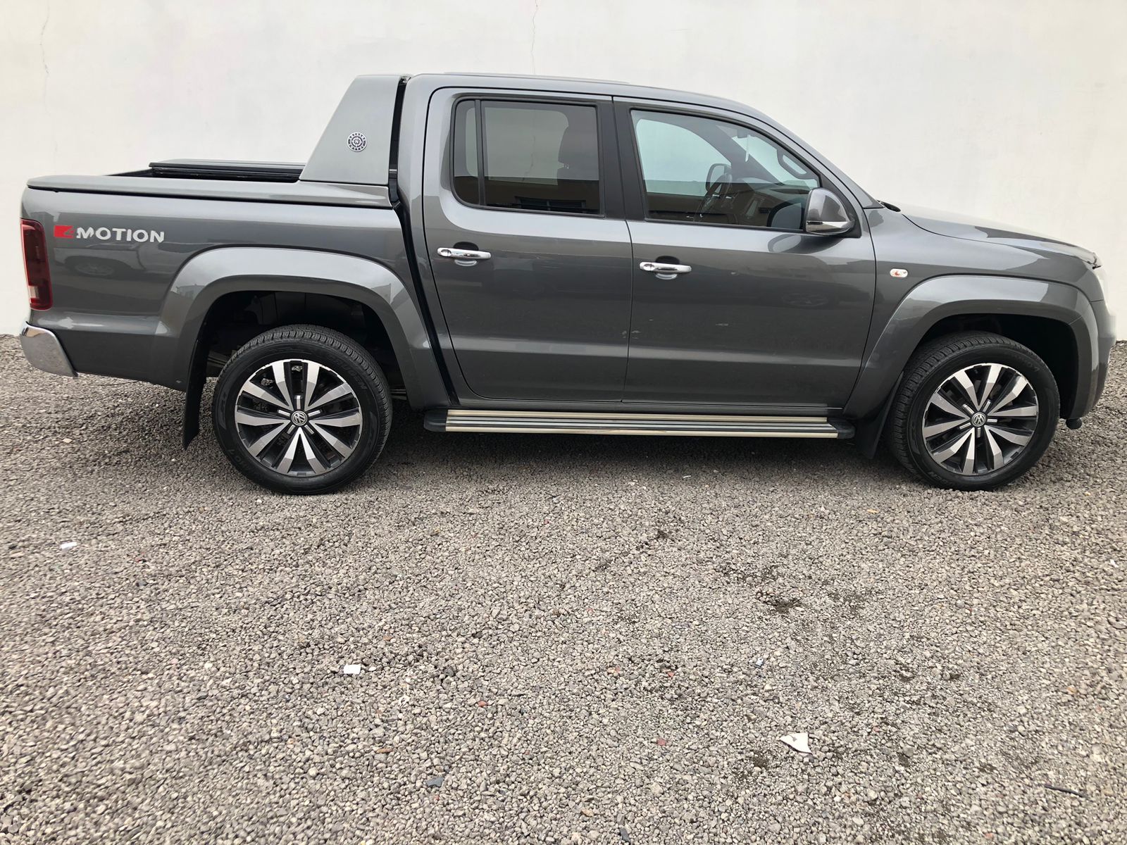 VOLKSWAGEN	AMAROK DC V6 EXTREME 3.0L TDI 4X4 A