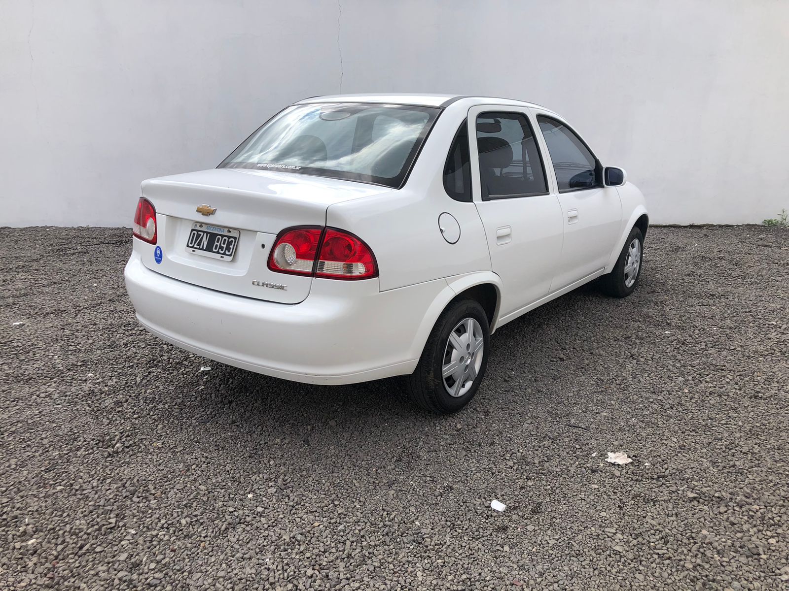 CHEVROLET CLASSIC 4P LS ABS+AIRBAG 1.4N